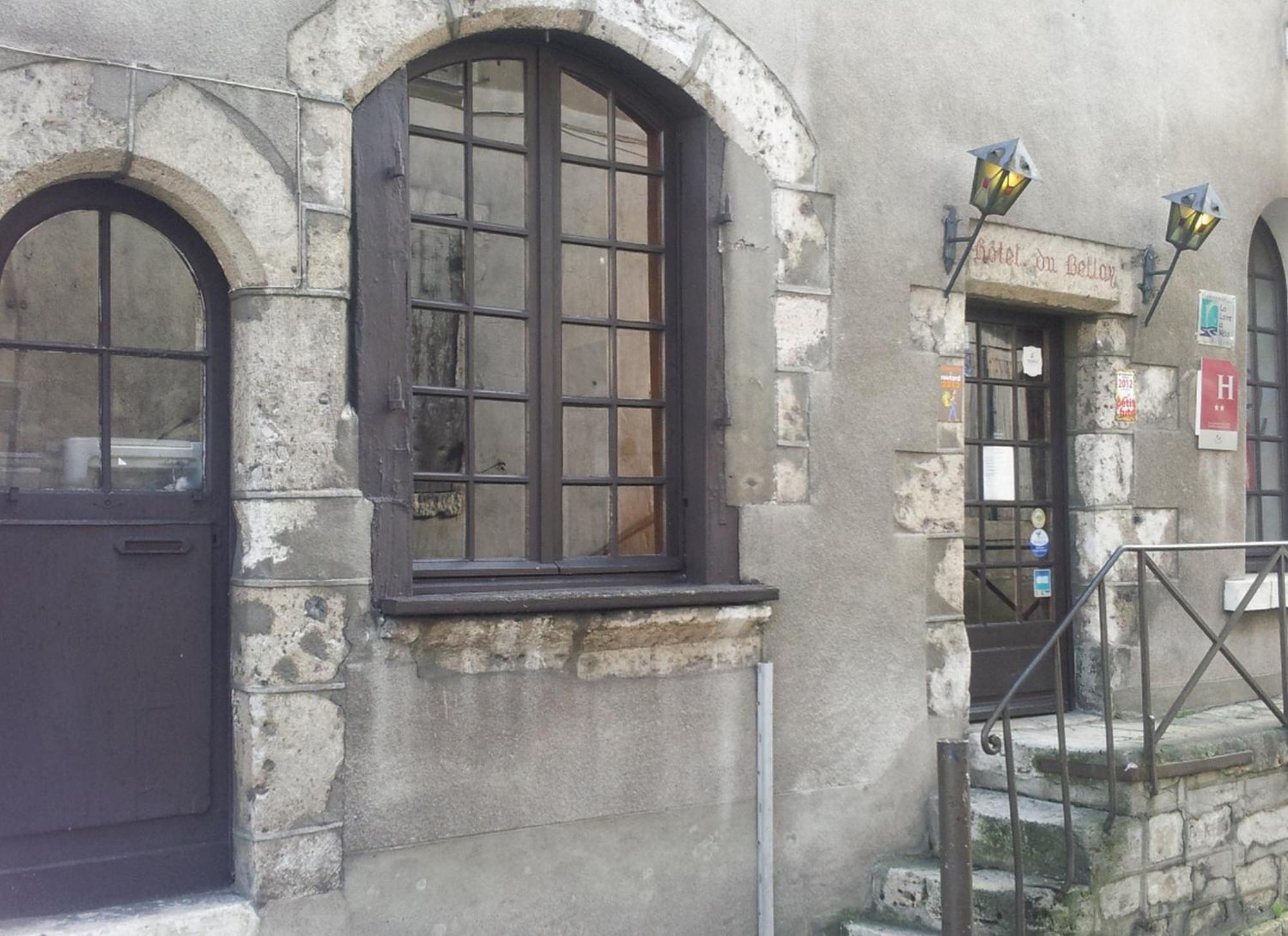 בלואה Hotel Du Bellay מראה חיצוני תמונה
