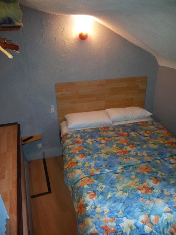 בלואה Hotel Du Bellay מראה חיצוני תמונה