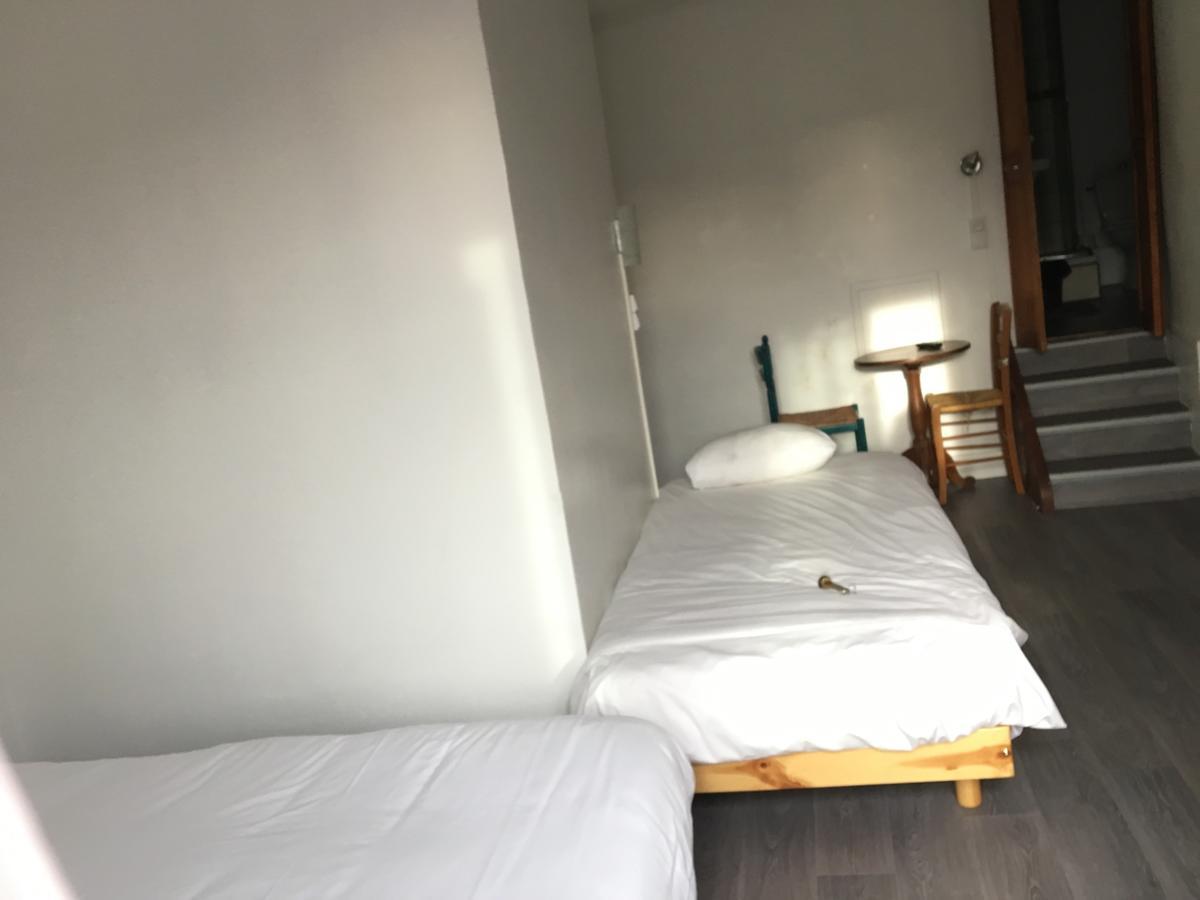 בלואה Hotel Du Bellay מראה חיצוני תמונה