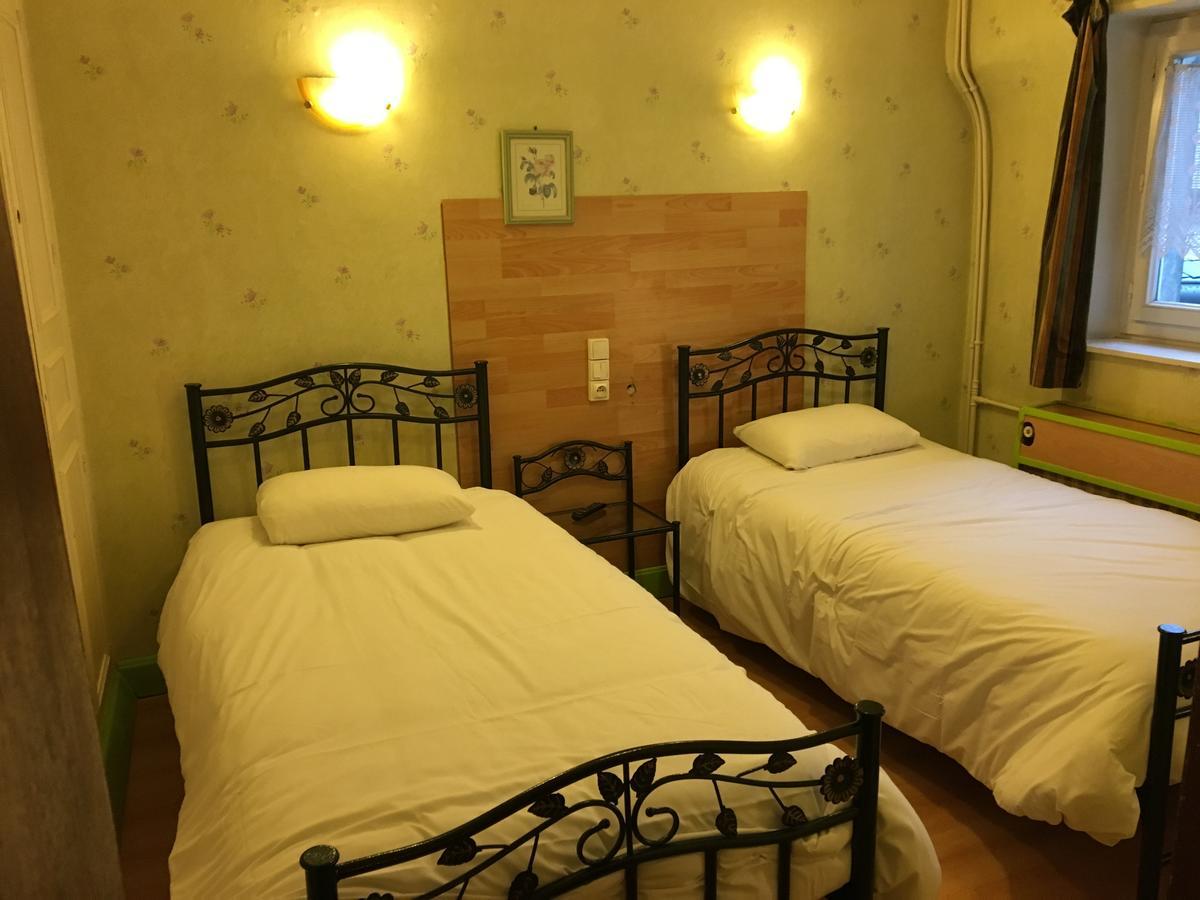 בלואה Hotel Du Bellay מראה חיצוני תמונה