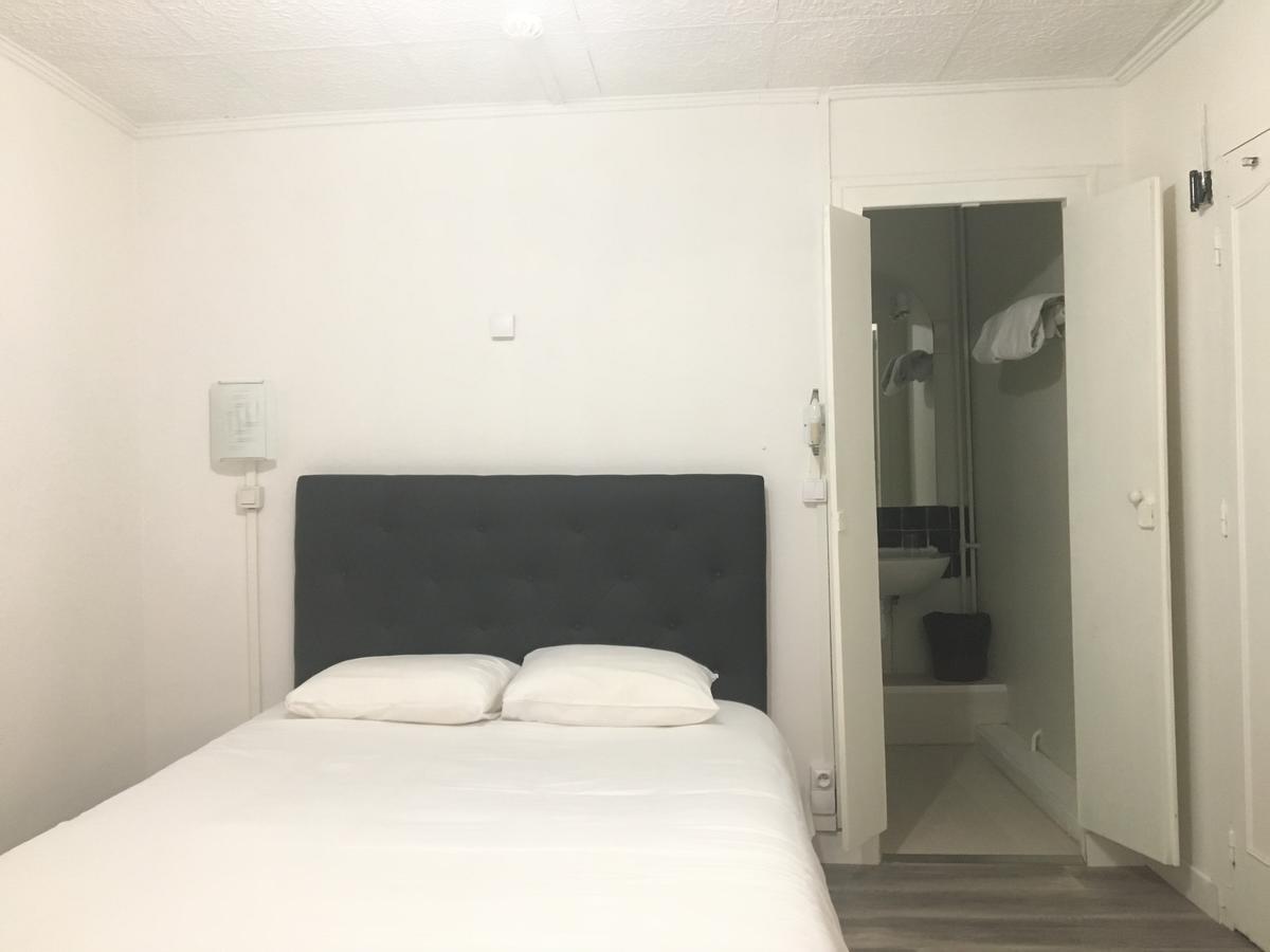 בלואה Hotel Du Bellay מראה חיצוני תמונה